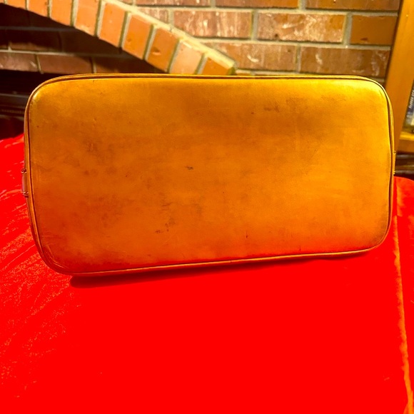 WOW POSHMARK - Authentic Vintage Louis Vuitton Monogram Alma Handbag - Picture 15 of 15